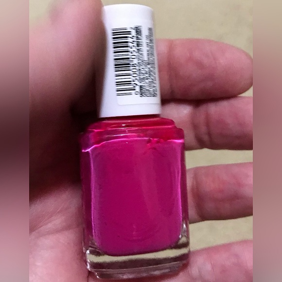 🆕🔥ESSIE BEAUTIFUL TRIO PINKS&PURPLES(BACHELORETTE BASH)FUSCHIAGRIZLLA)NWT!!! - Picture 2 of 7